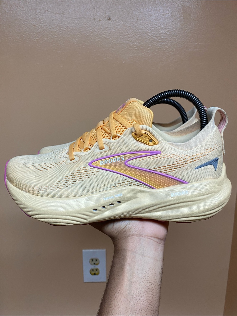 Brooks Glycerin 22 Women's Running Sneakers “Sherbert/Apricot/Pink” Size 9 - Picture 3 of 17